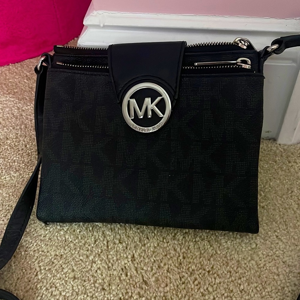 Michael Kors handbag and wallet in one